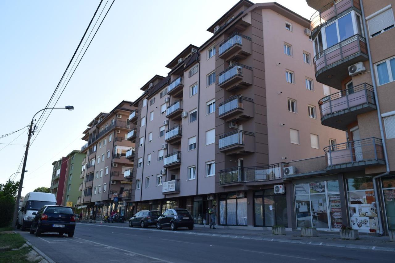 S-Apartmani Cocetova Jagodina Exterior foto